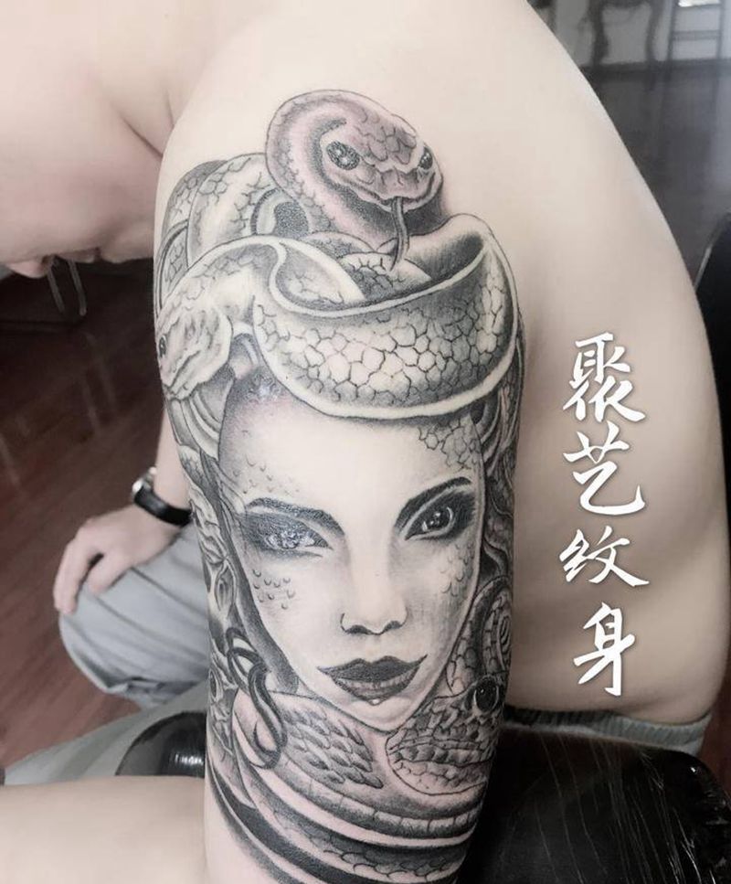 肖像美杜莎纹身图片_手臂纹身图案
