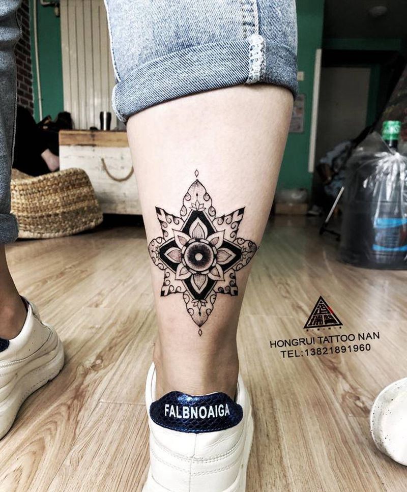 梵花纹身图片_腿部几何纹身图案