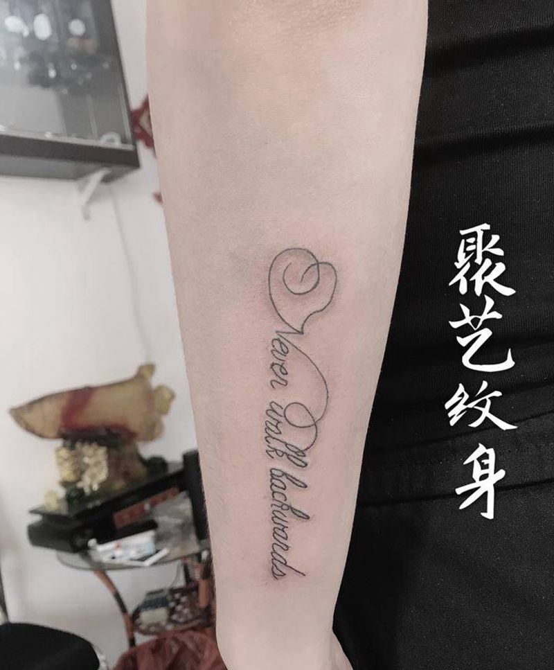 英文字母设计纹身图片_手臂纹身图案