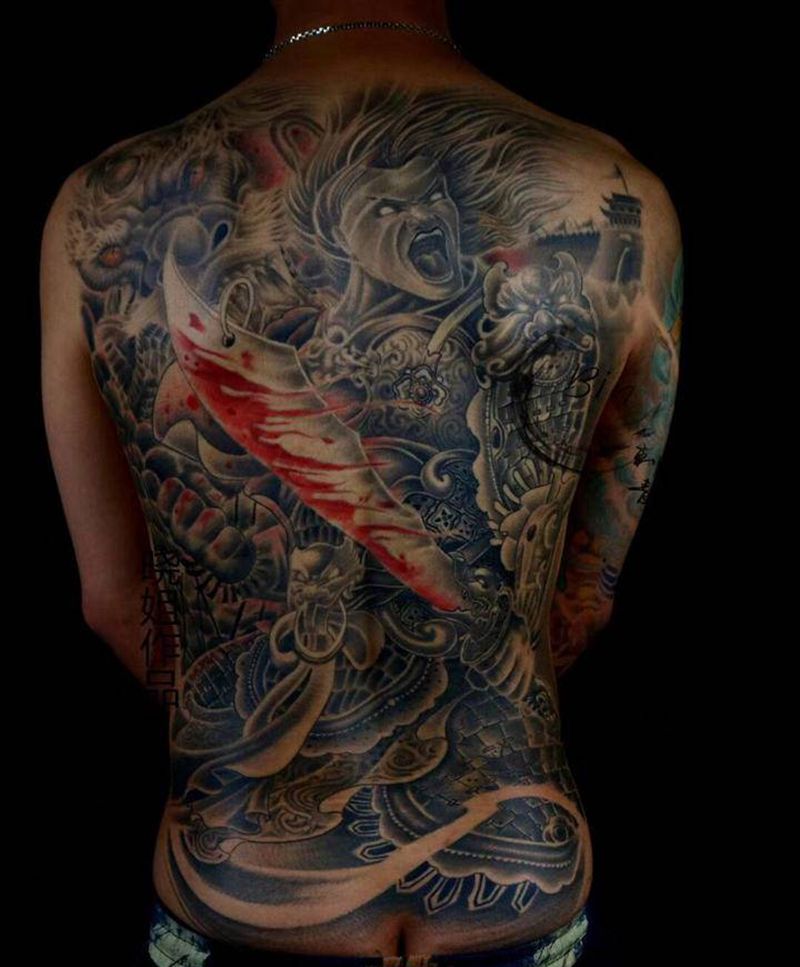 白起纹身图片_背部新传统纹身图案
