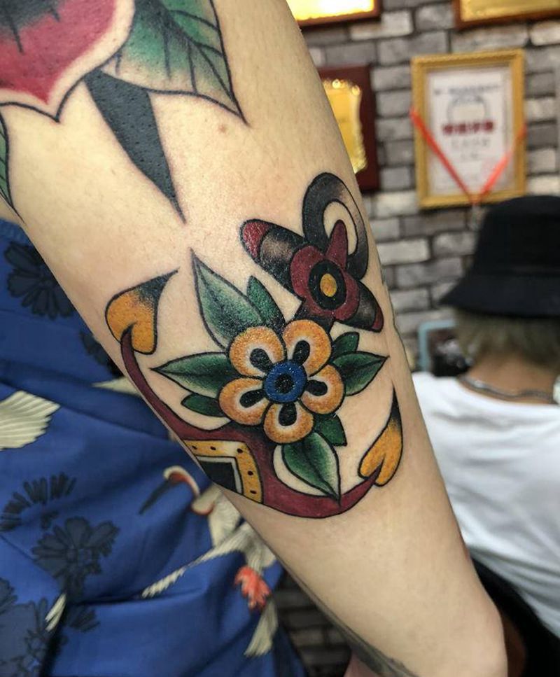 old school纹身图片_手臂Old School小图纹身图案