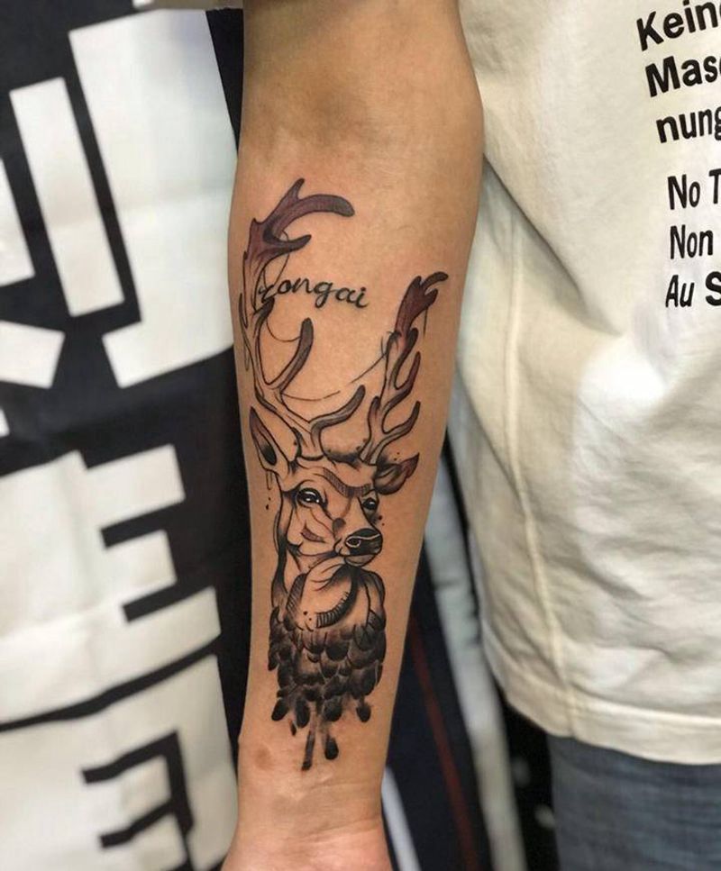 麋鹿，情侣纹身图片_手臂水墨麋鹿纹身图案