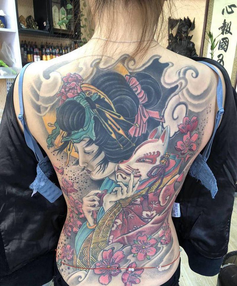 艺妓纹身图片_背部胸部新传统老传统纹身图案