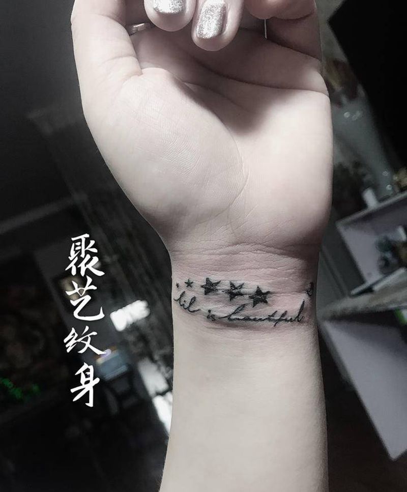 覆盖疤痕 字母设计纹身图片_手部纹身图案