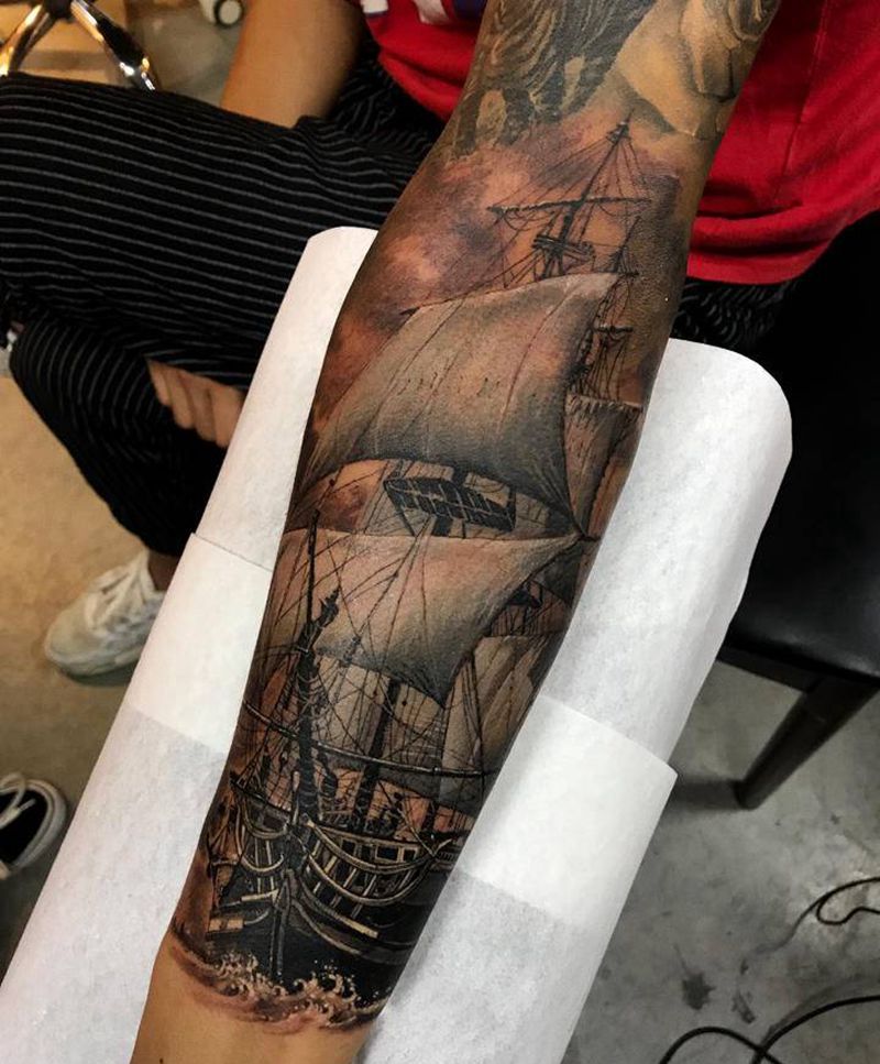帆船纹身图片_手臂欧美写实纹身图案