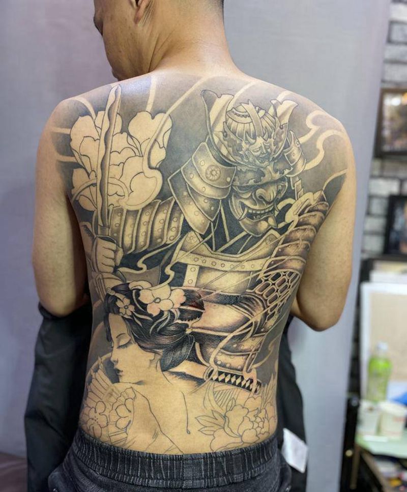 鬼武士满背纹身图片_背部新传统纹身图案