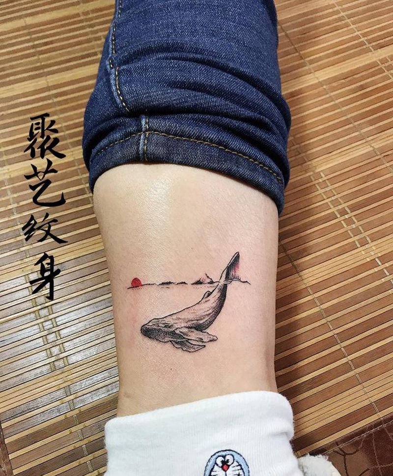 清新纹身鲸鱼纹身图片_腿部纹身图案