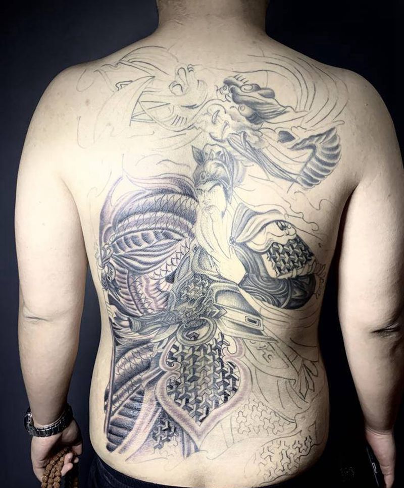 关羽满背未完纹身图片_背部老传统新传统关羽龙满背纹身图案