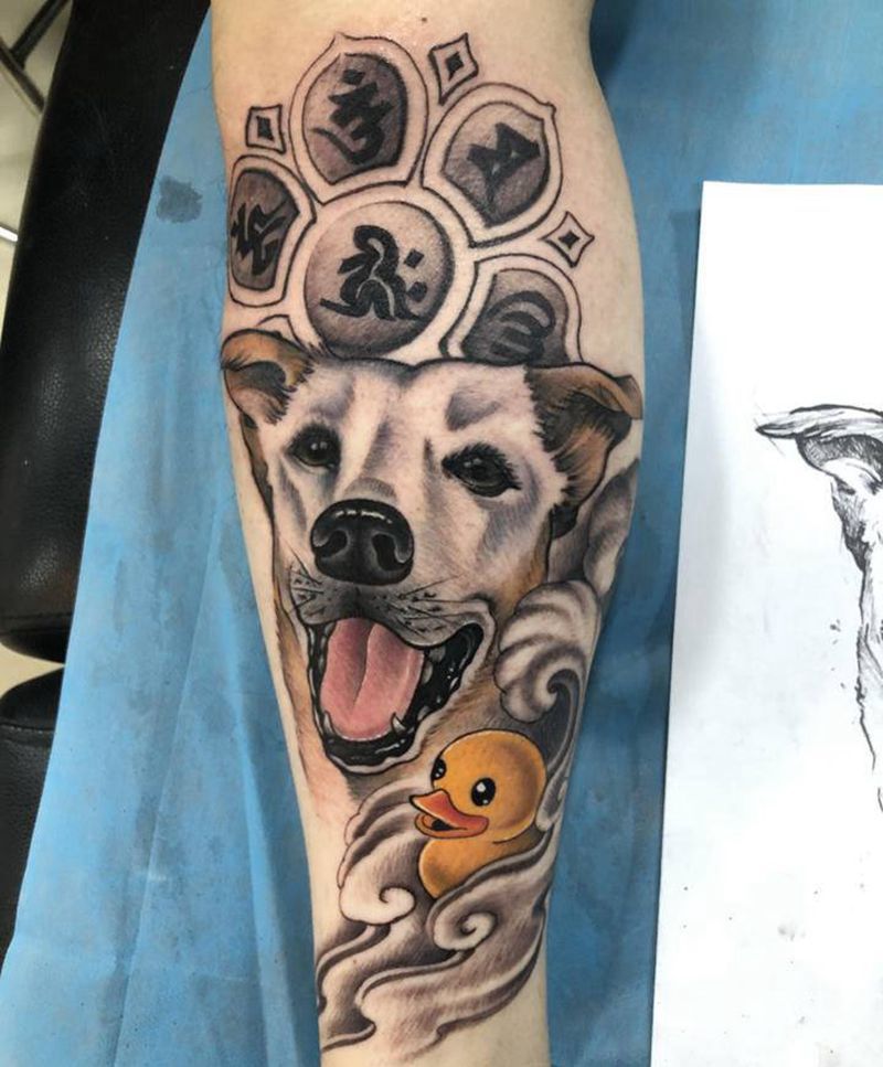 狗纹身图片_腿部新传统纹身图案