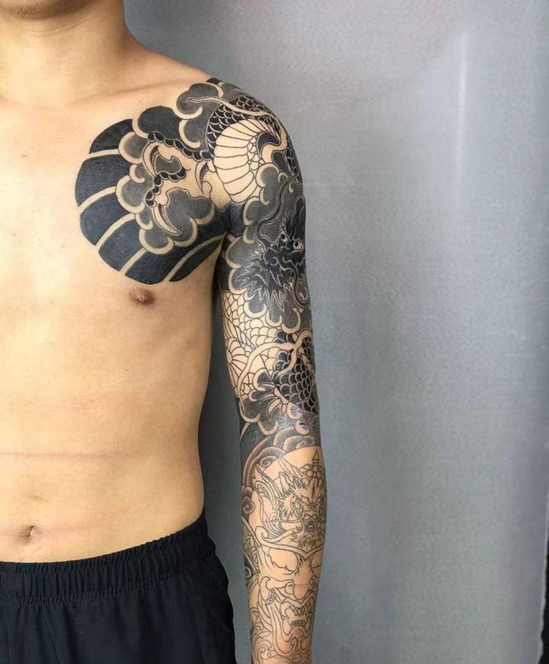 接花臂 修改作品纹身图片_手臂老传统纹身图案