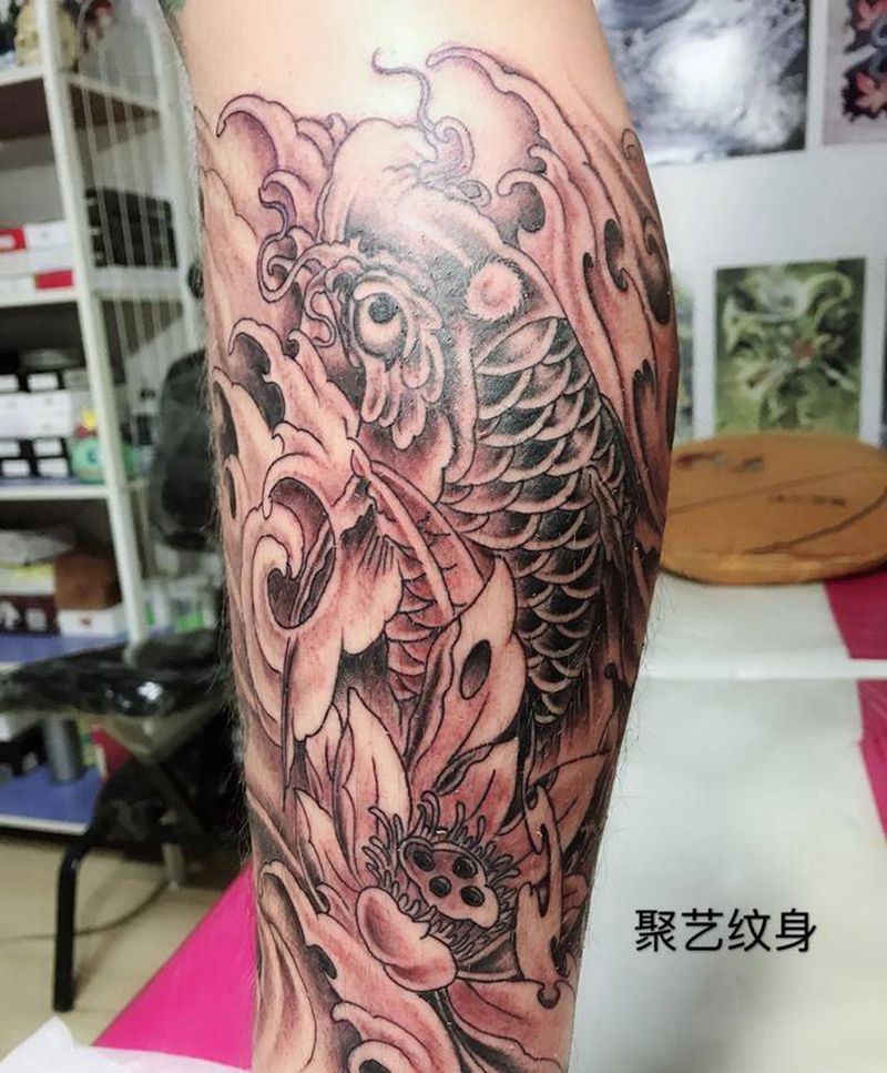 招财鱼纹身图片_