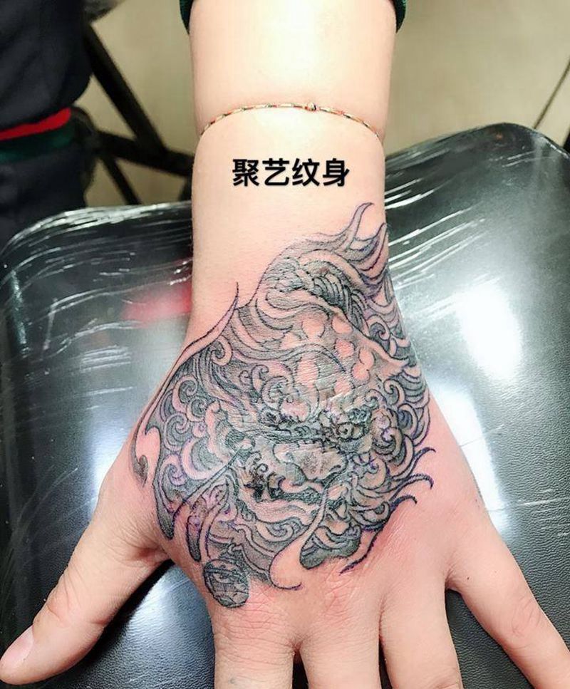 覆盖唐狮纹身图片_