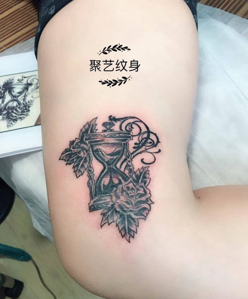 覆盖疤痕沙漏纹身图片_