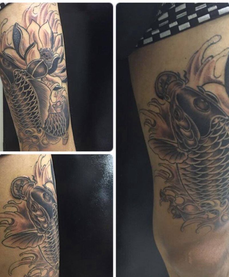 双腿鲤鱼 一侧完成纹身图片_