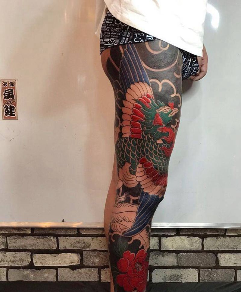 花腿凤纹身图片_腿部纹身图案