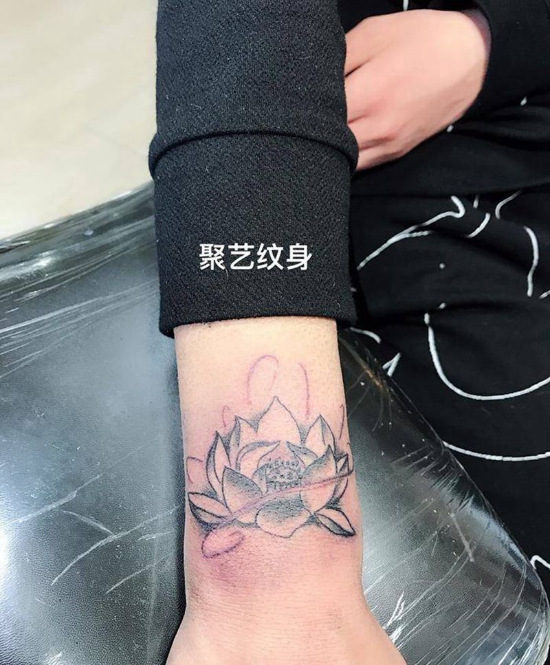 莲花纹身图片_