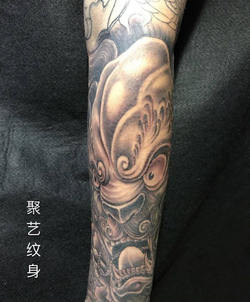 唐狮纹身图片_成品手臂传统动物纹身图案
