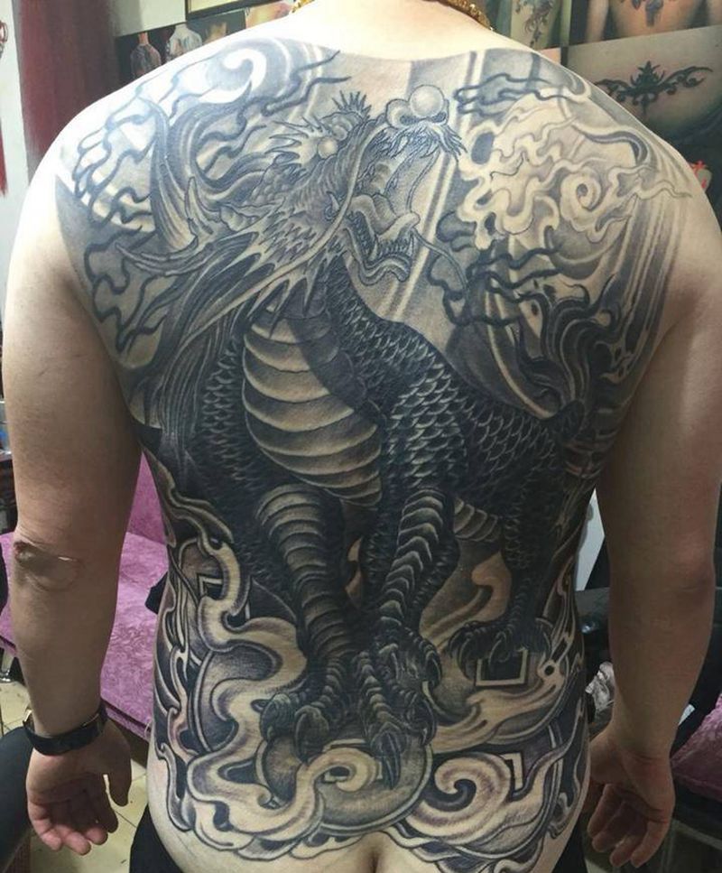 望天吼纹身图片_