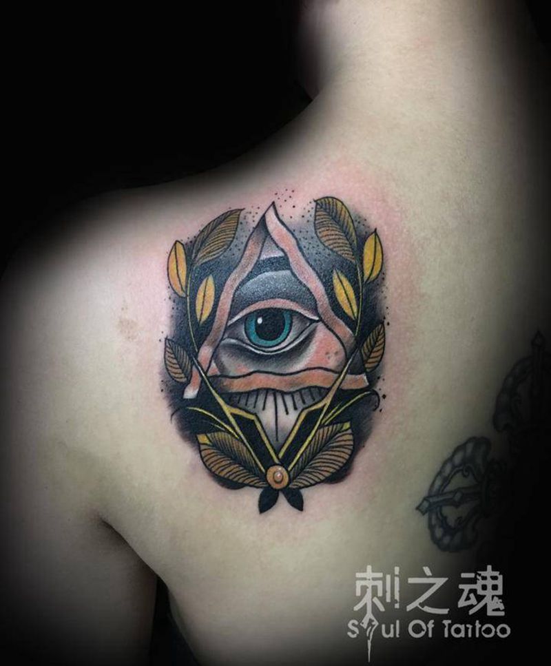 上帝之眼纹身图片_成品肩部传统写实宗教原创纹身图案