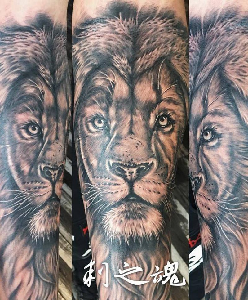 狮子王纹身图片_成品手臂欧美写实动物原创纹身图案