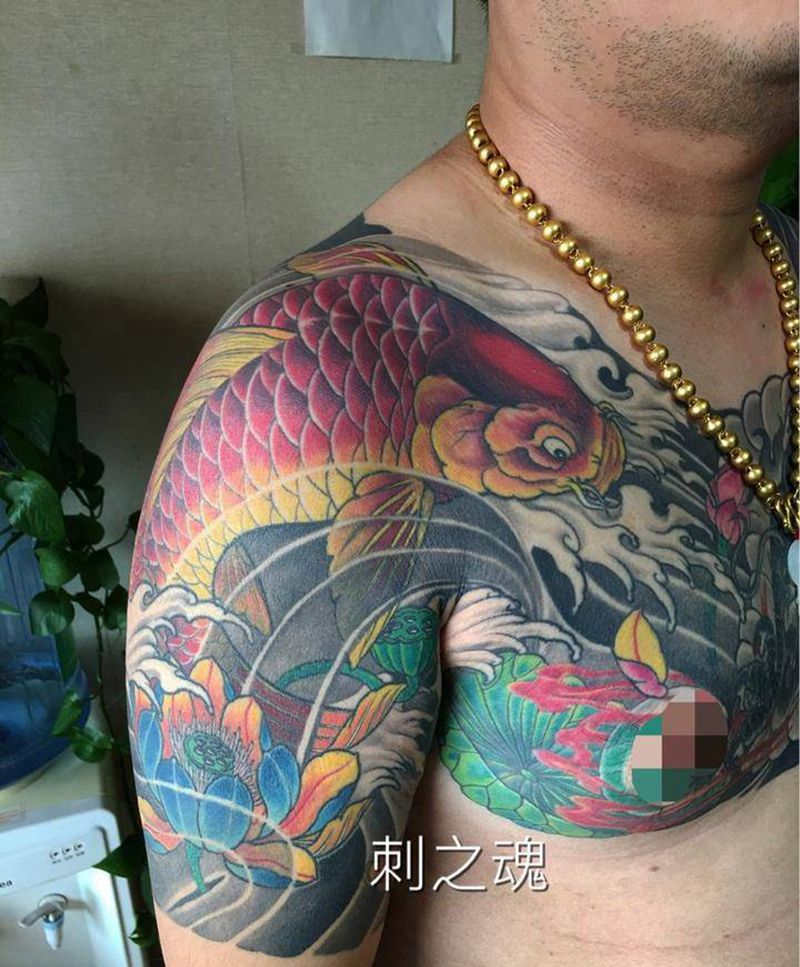 鲤鱼莲花纹身图片_成品传统原创纹身图案