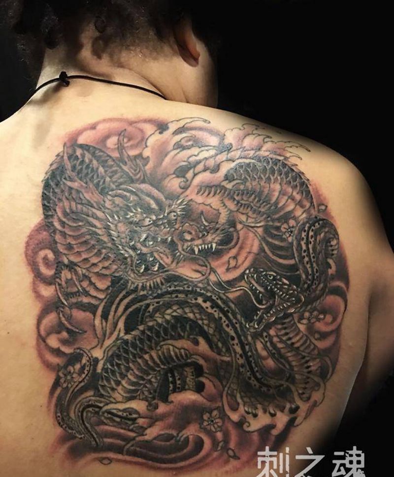 龙蛇纹身图片_