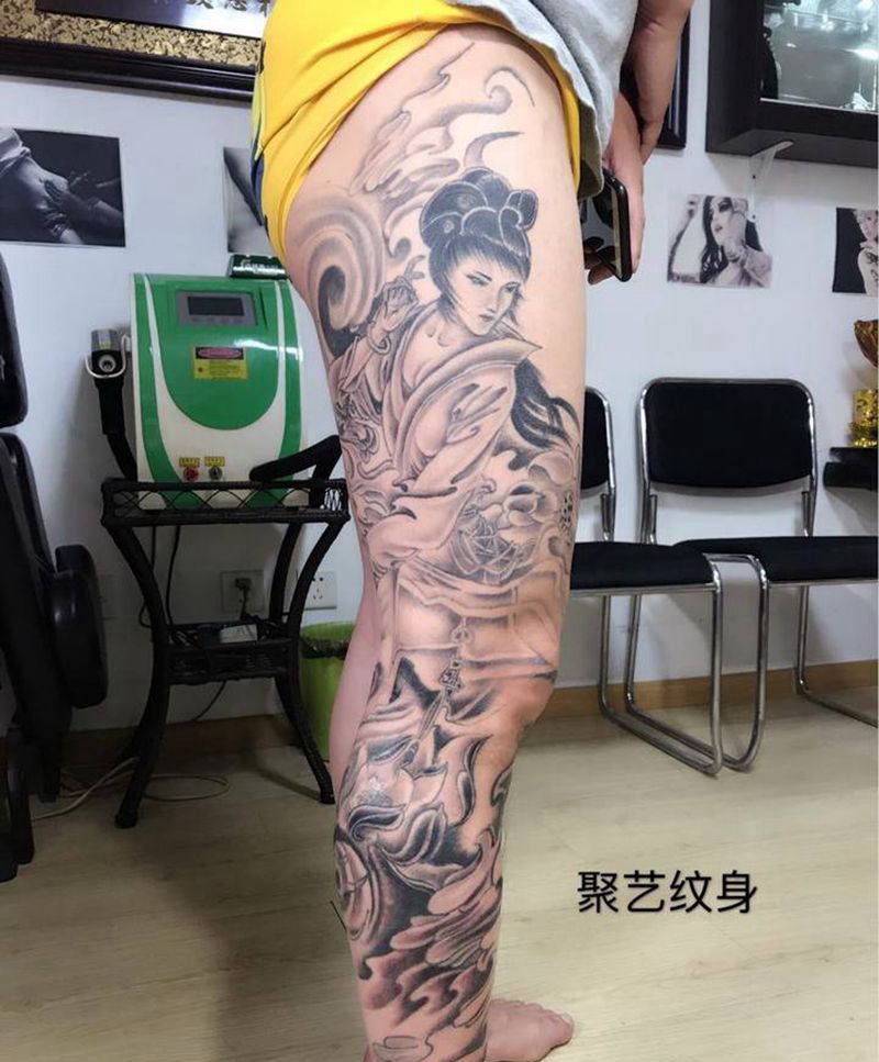 花腿何仙姑纹身图片_成品腿部传统人物纹身图案