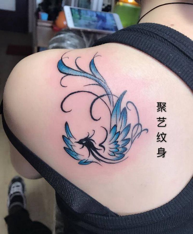 图腾凤凰纹身图片_成品肩部欧美图腾纹身图案