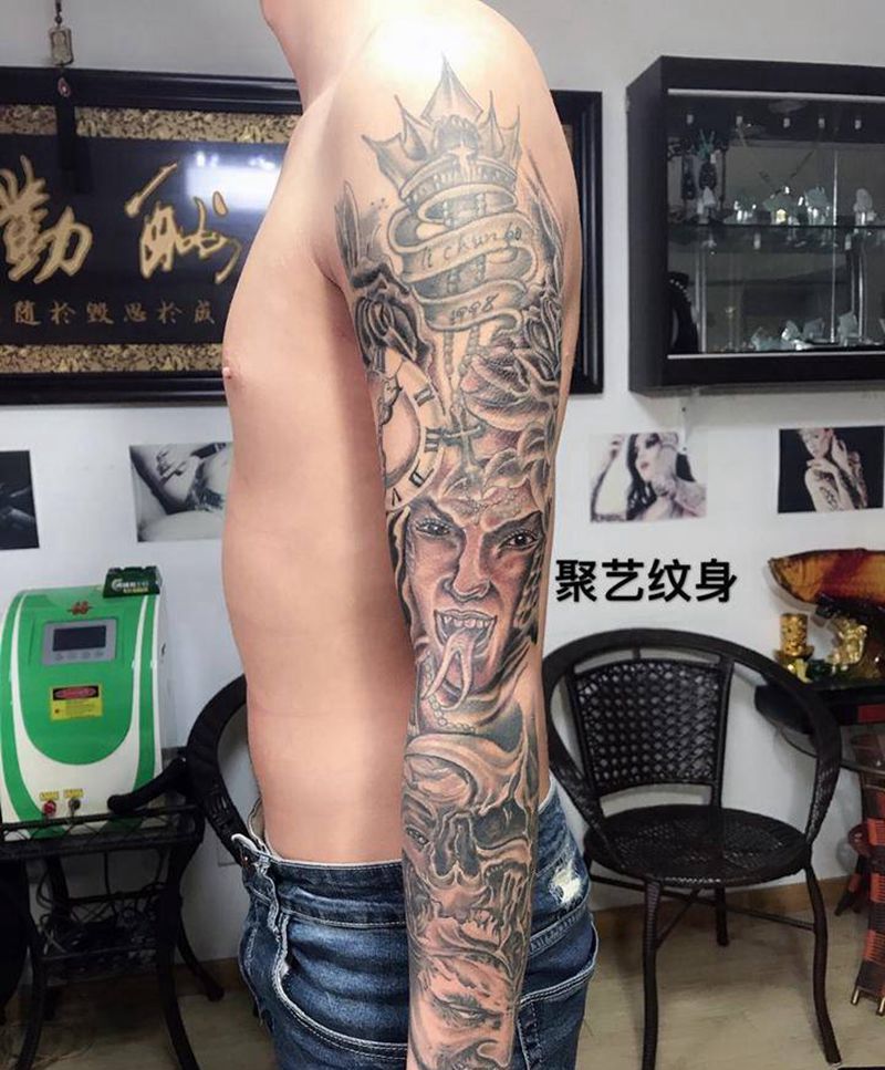 修改纹身接欧美花臂纹身图片_