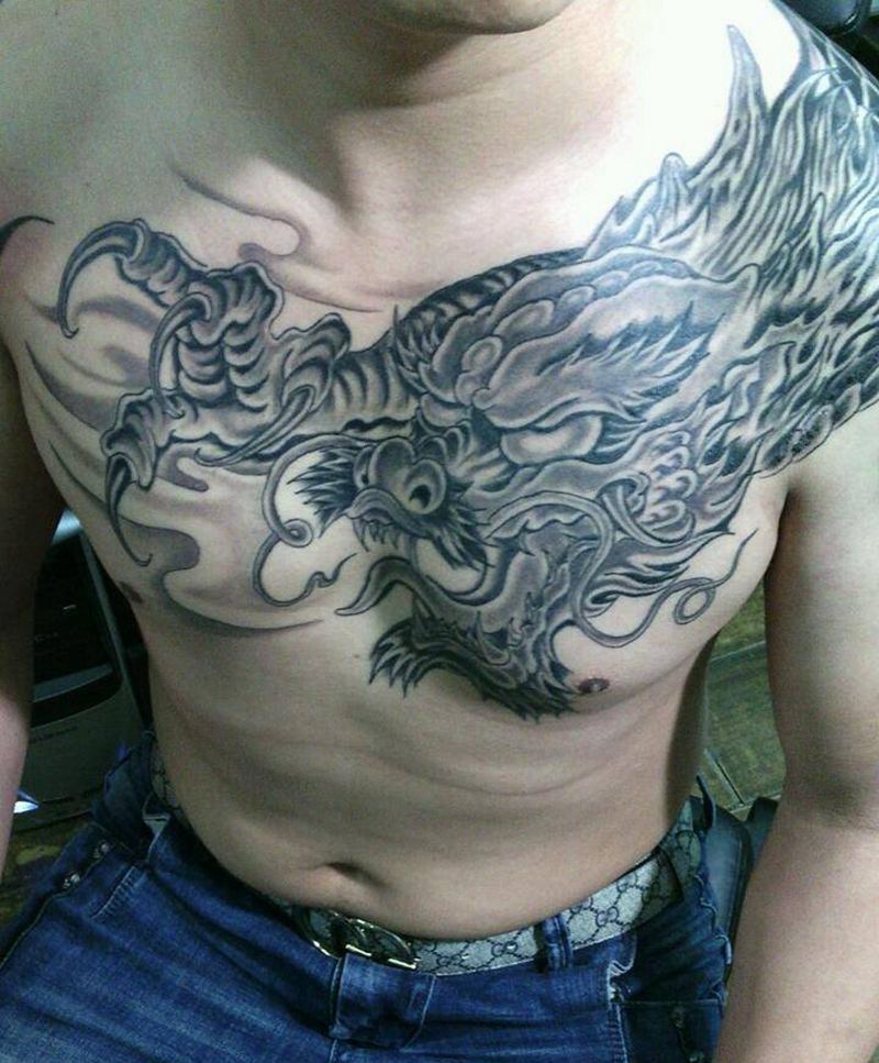 过肩盘龙纹身图片_肩部胸部背部手臂传统动物宗教成品纹身图案