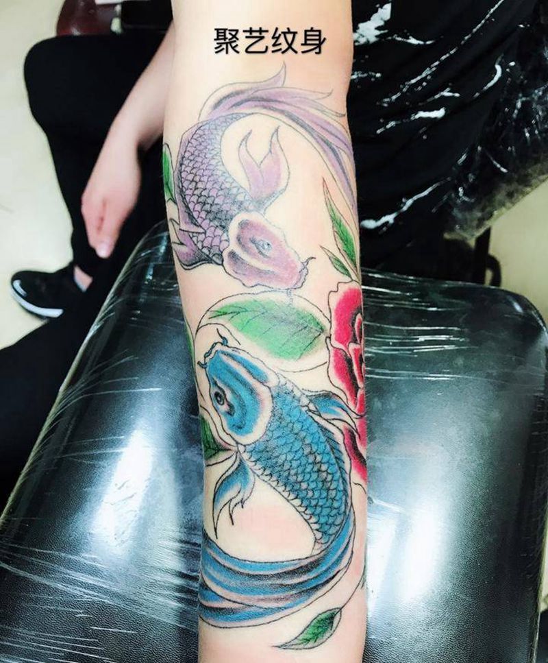 彩色鱼纹身图片_