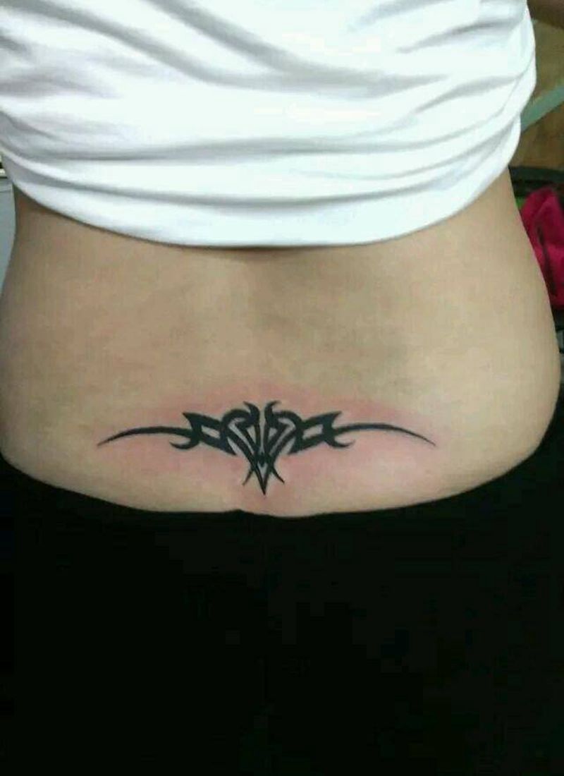 腰花纹身图片_腰部成品纹身图案