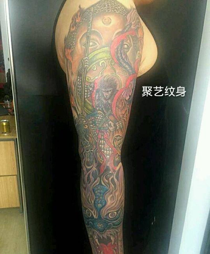 齐天大圣花臂纹身图片_