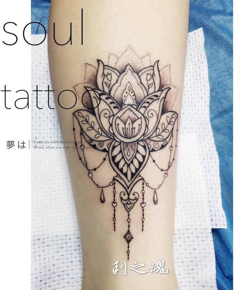 莲花纹身图片_