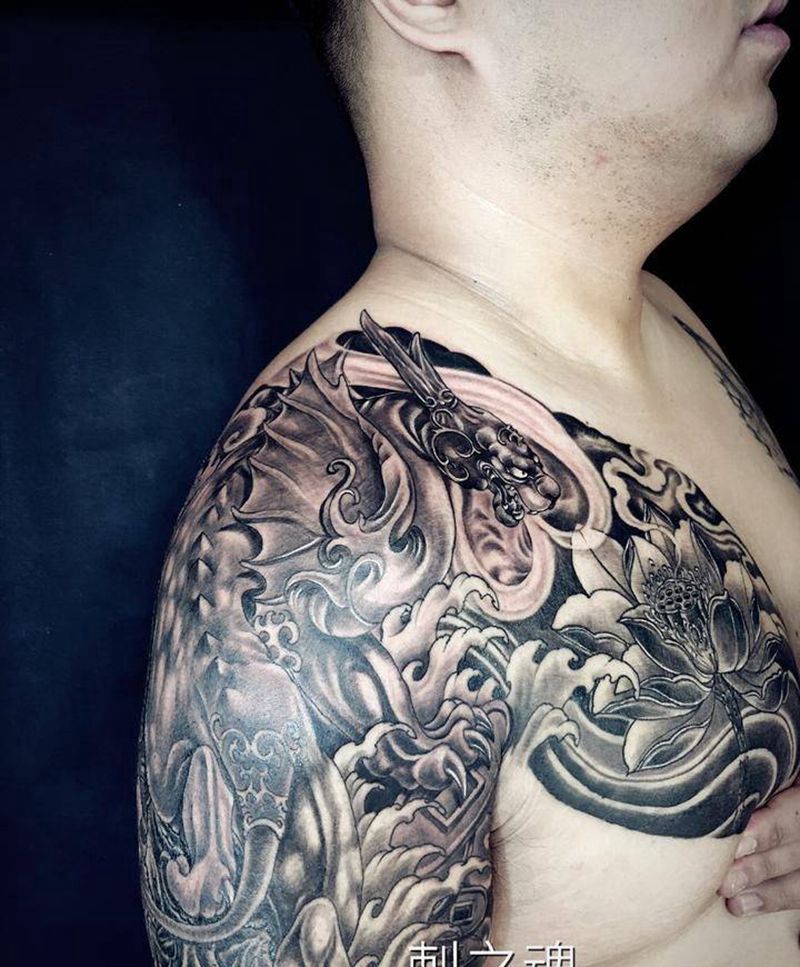 貔貅纹身图片_成品肩部传统习俗动物原创纹身图案