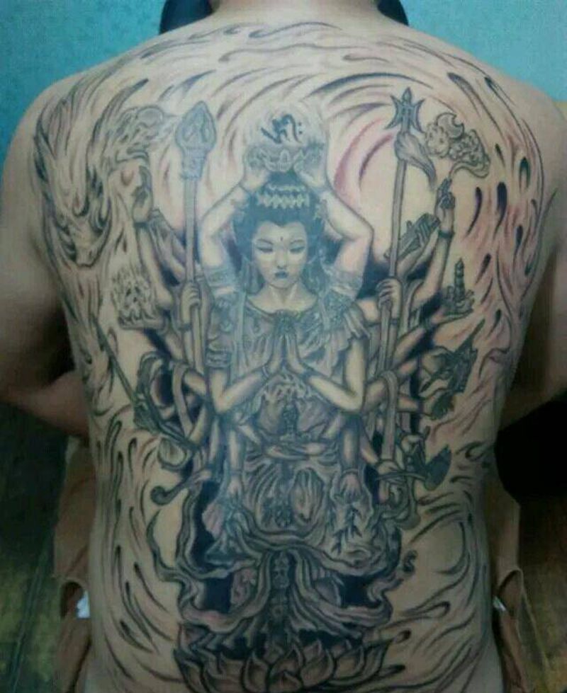 千手观音纹身图片_背部传统人物鬼神宗教成品纹身图案