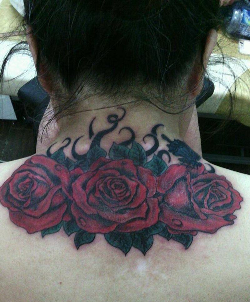 玫瑰花纹身图片_颈部欧美植物图腾成品纹身图案