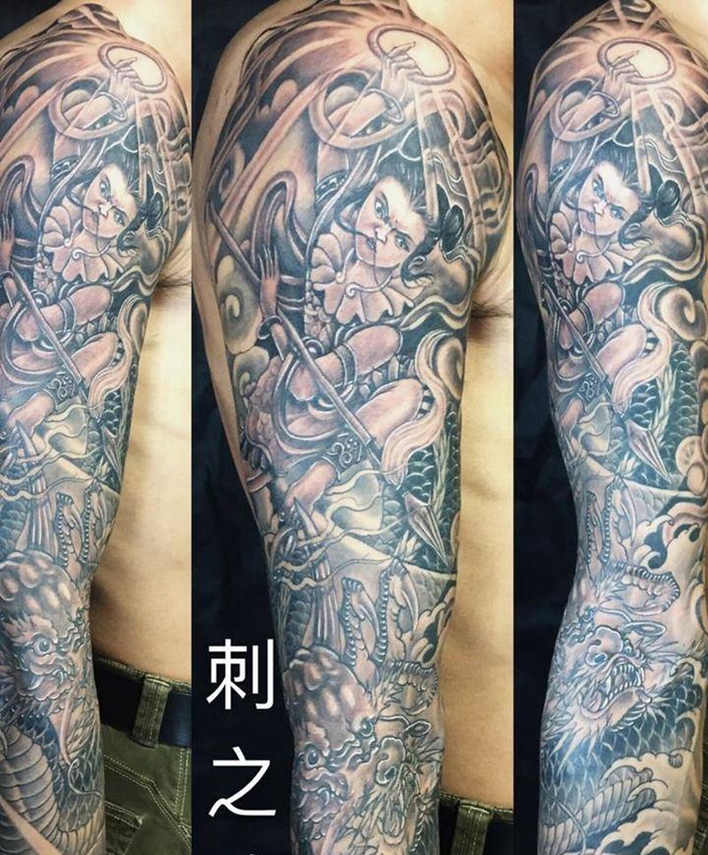 哪吒降龙纹身图片_成品手臂传统动物原创纹身图案