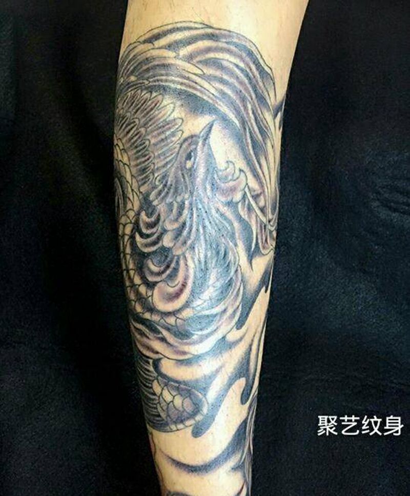 包腿凤凰纹身图片_