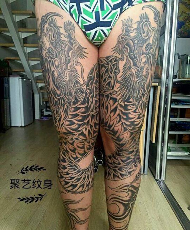 龙盘柱纹身图片_