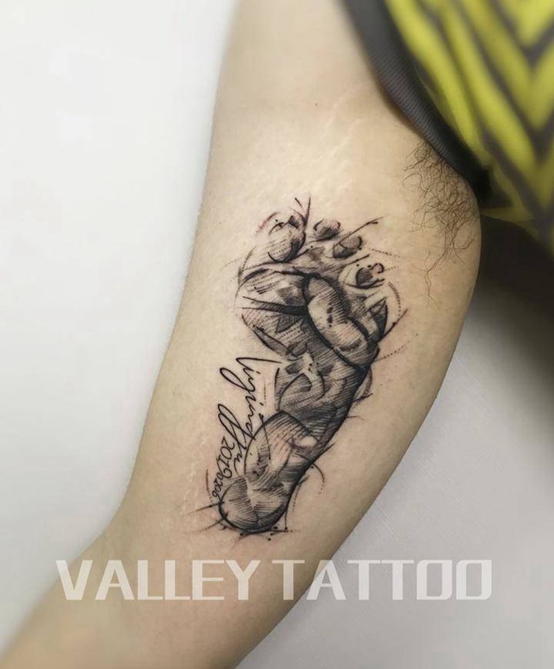 宝宝脚印纹身图片_手臂纹身图案