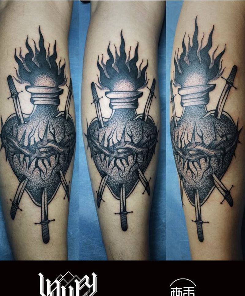 暗黑点刺心脏纹身图片_