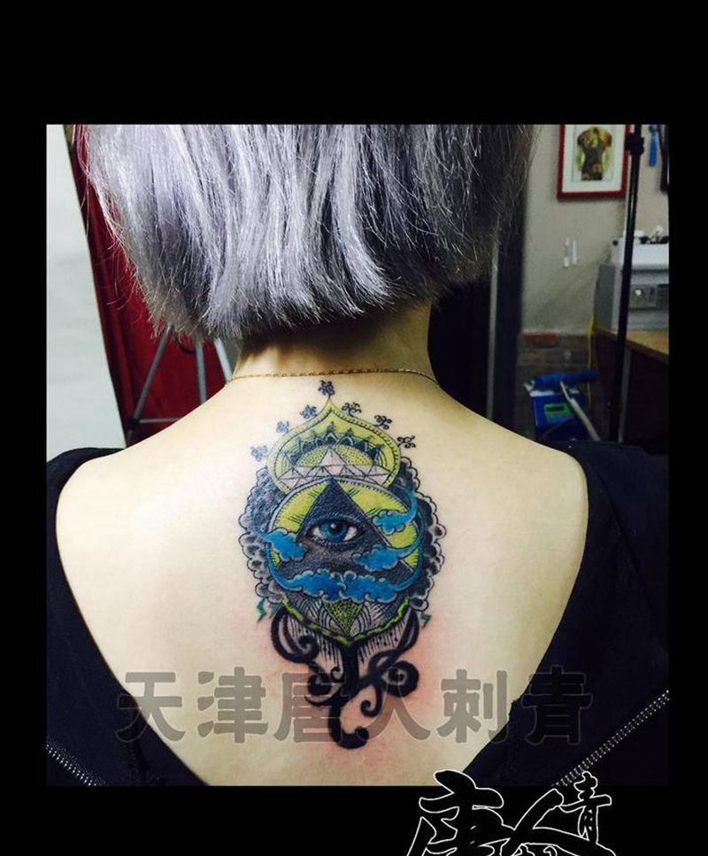 上帝之眼纹身图片_