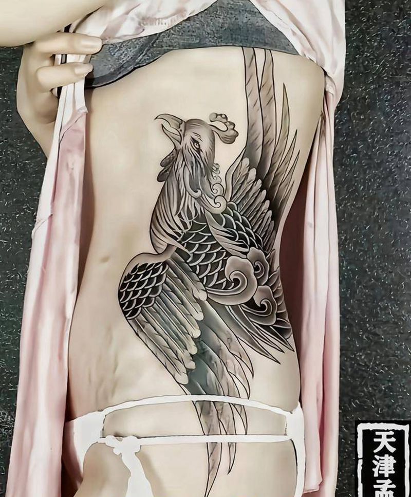 侧腰凤，未完工纹身图片_腰部新传统纹身图案