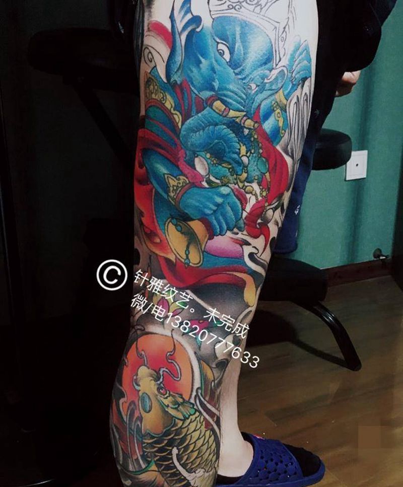 彩色包腿纹身图片_