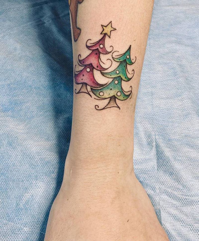 卡通树纹身图片_手臂New School纹身图案