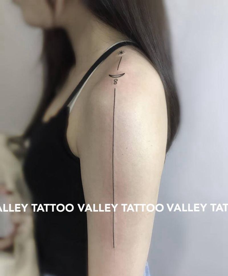 肩部 直线纹身图片_肩部手臂纹身图案