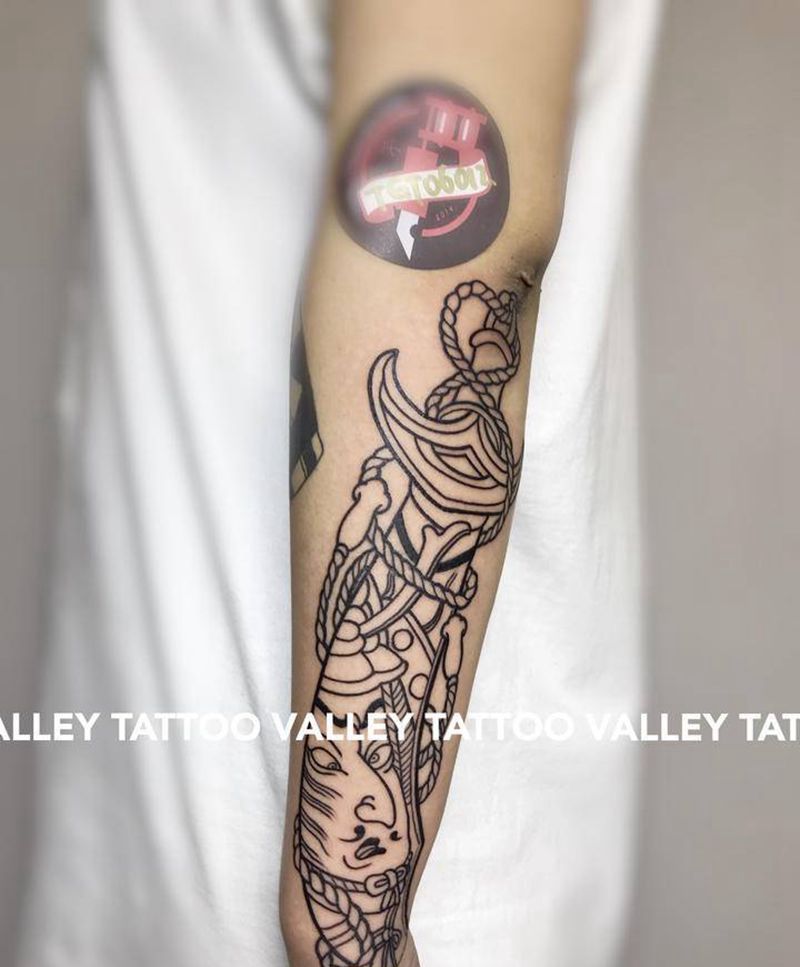 老日式匕首纹身图片_手臂老传统纹身图案