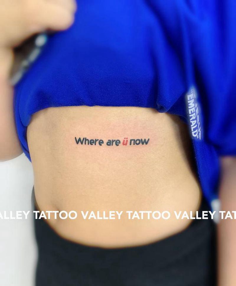 小英文纹身图片_腰部纹身图案