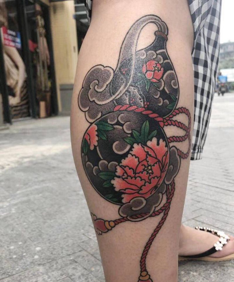 原创葫芦纹身图片_腿部纹身图案